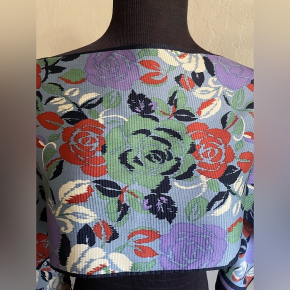 Echo floral silk scarf - Picture 5 of 12